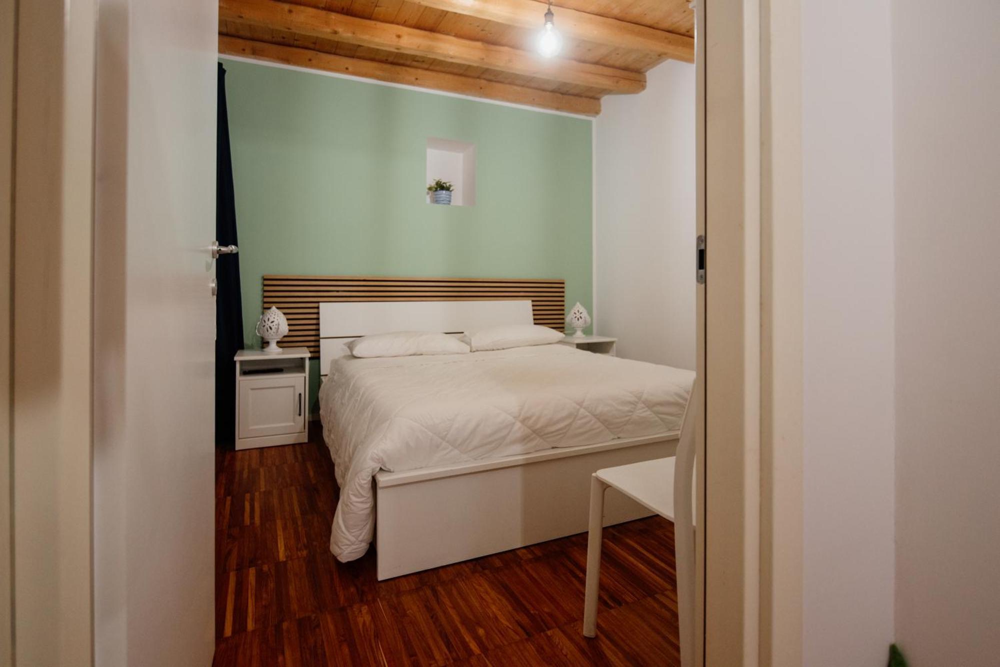 Nell'Antico Borgo B&B Молфета Екстериор снимка