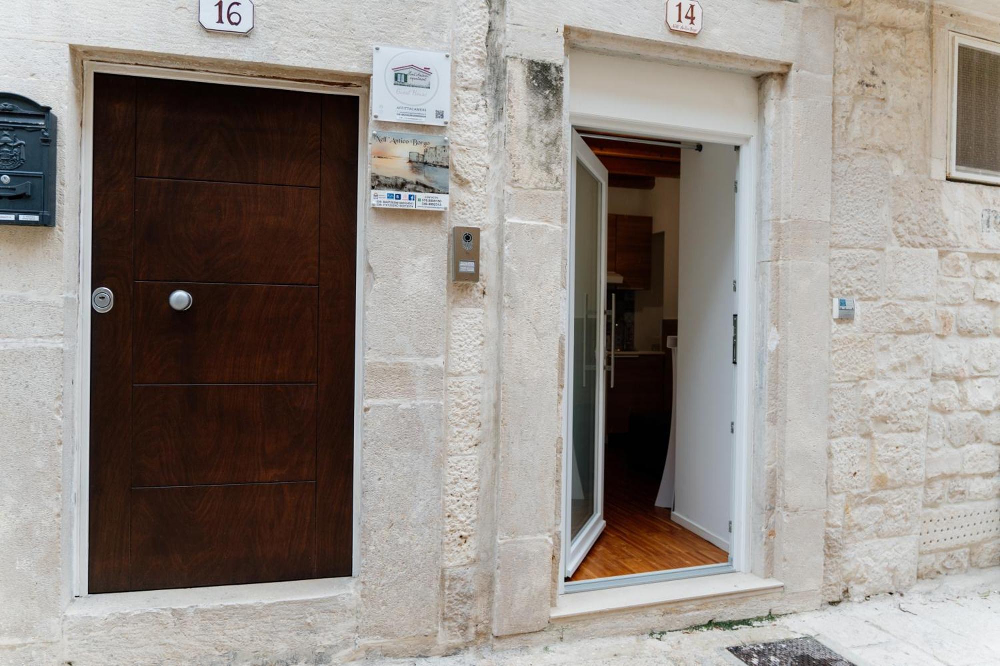Nell'Antico Borgo B&B Молфета Стая снимка